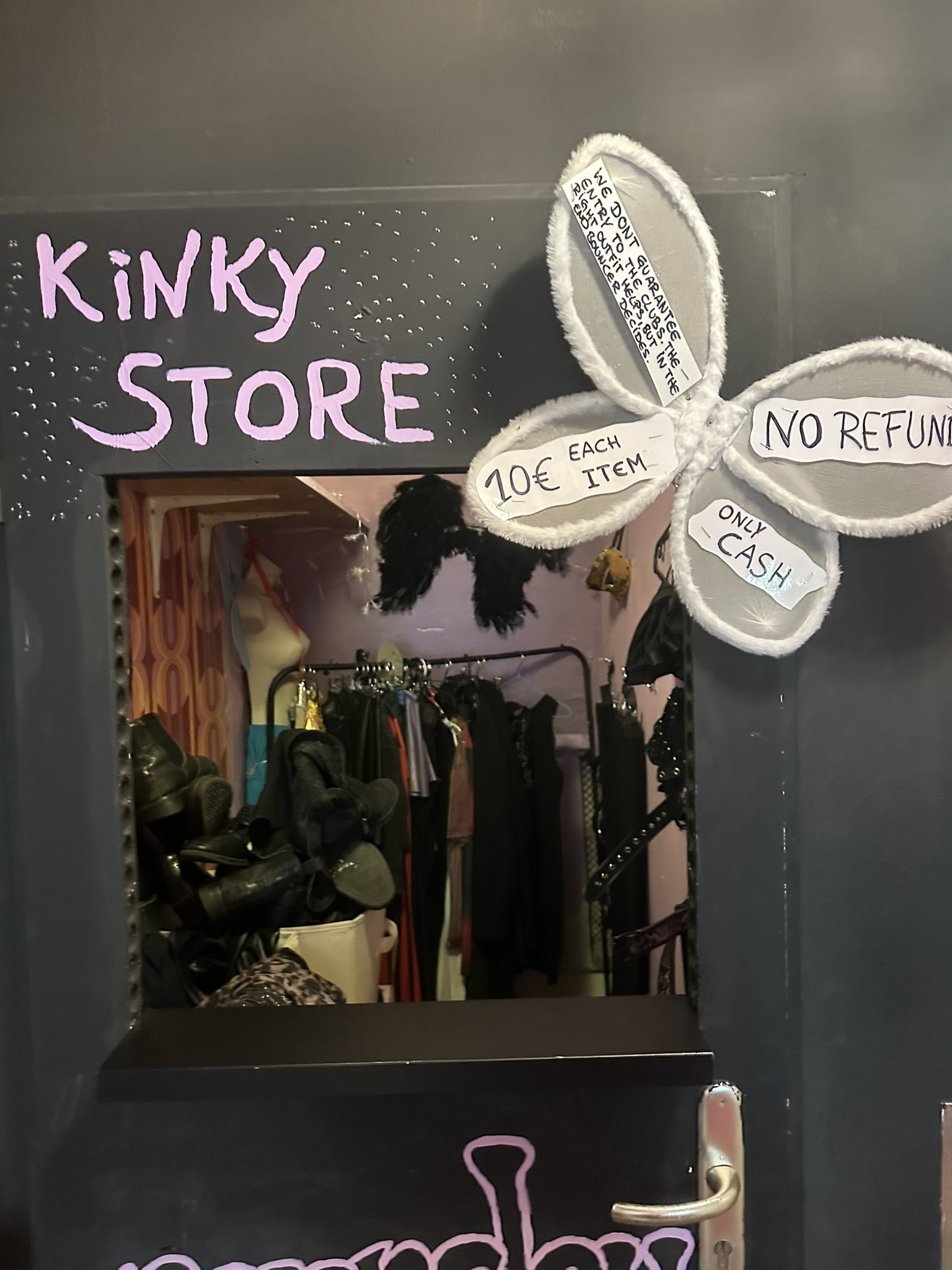 Kinky Store